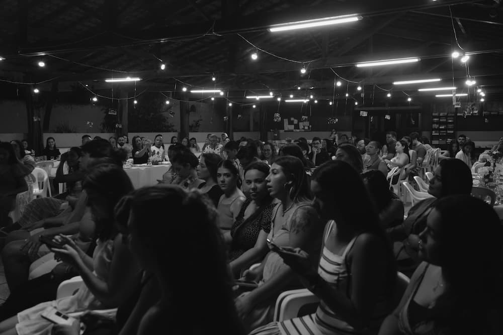 Alunos em evangelismo e trabalho social